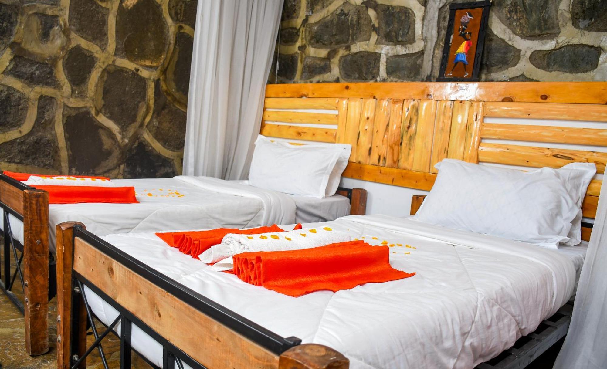 Dovenest Lodge Naivasha Buitenkant foto