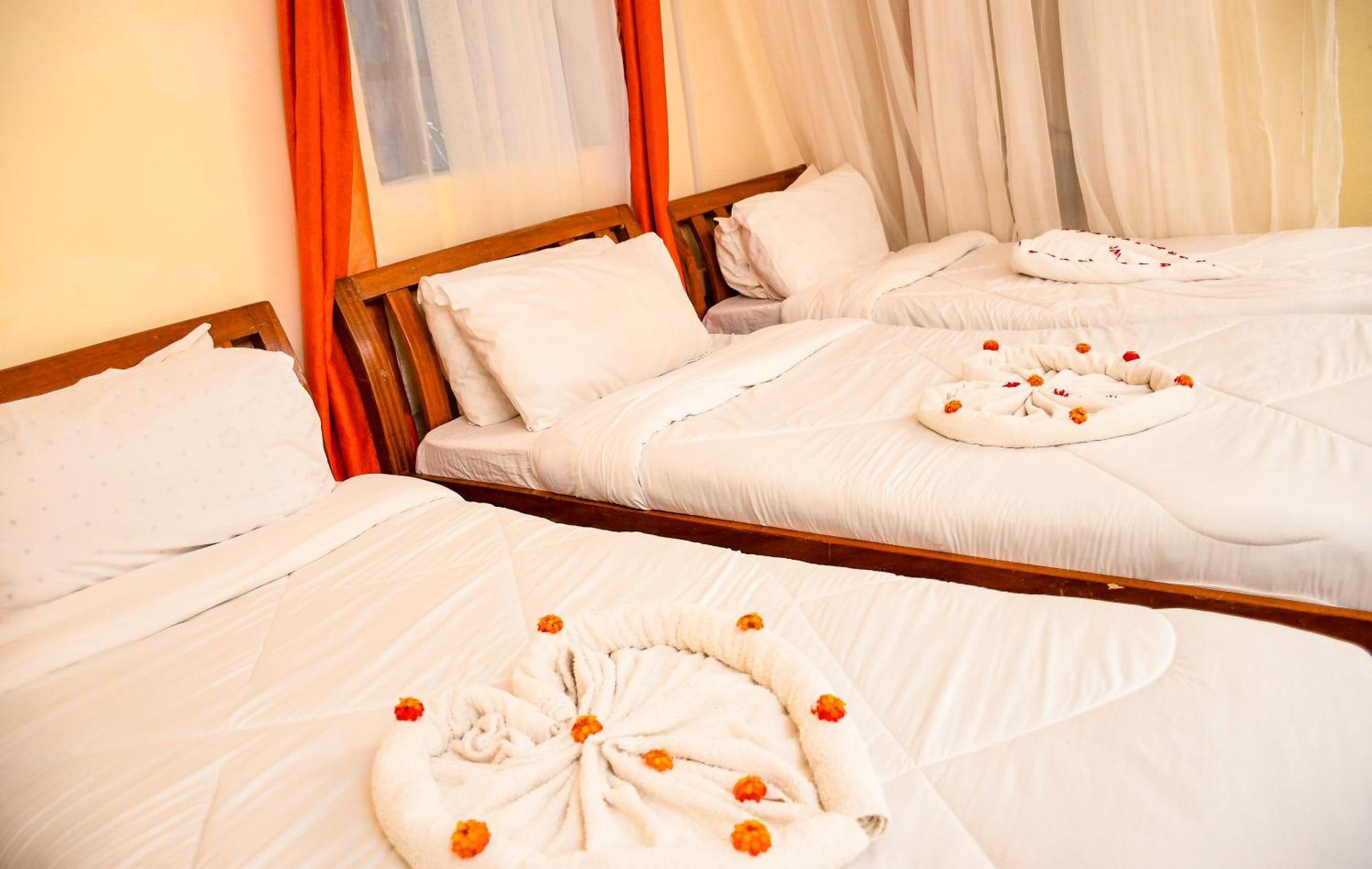 Dovenest Lodge Naivasha Buitenkant foto